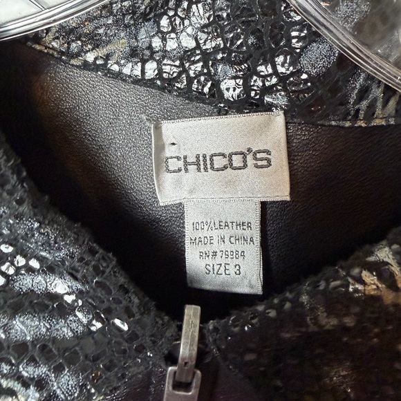 Chicos Black Leather Jacket Womens 3 Snake Embossed Silver Metallic Zip Up - Picture 4 of 7